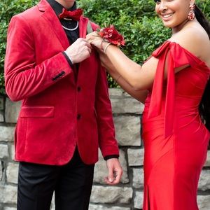 Red Prom dress